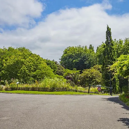 4* Au Coeur De St-jean-de-luz Avec Terrasse Et Parking, A 5 Min De La - Fr-1-239-522 Apartman Saint-Jean-de-Luz