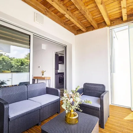 4* Au Coeur De St-jean-de-luz Avec Terrasse Et Parking, A 5 Min De La - Fr-1-239-522 圣让－德吕兹